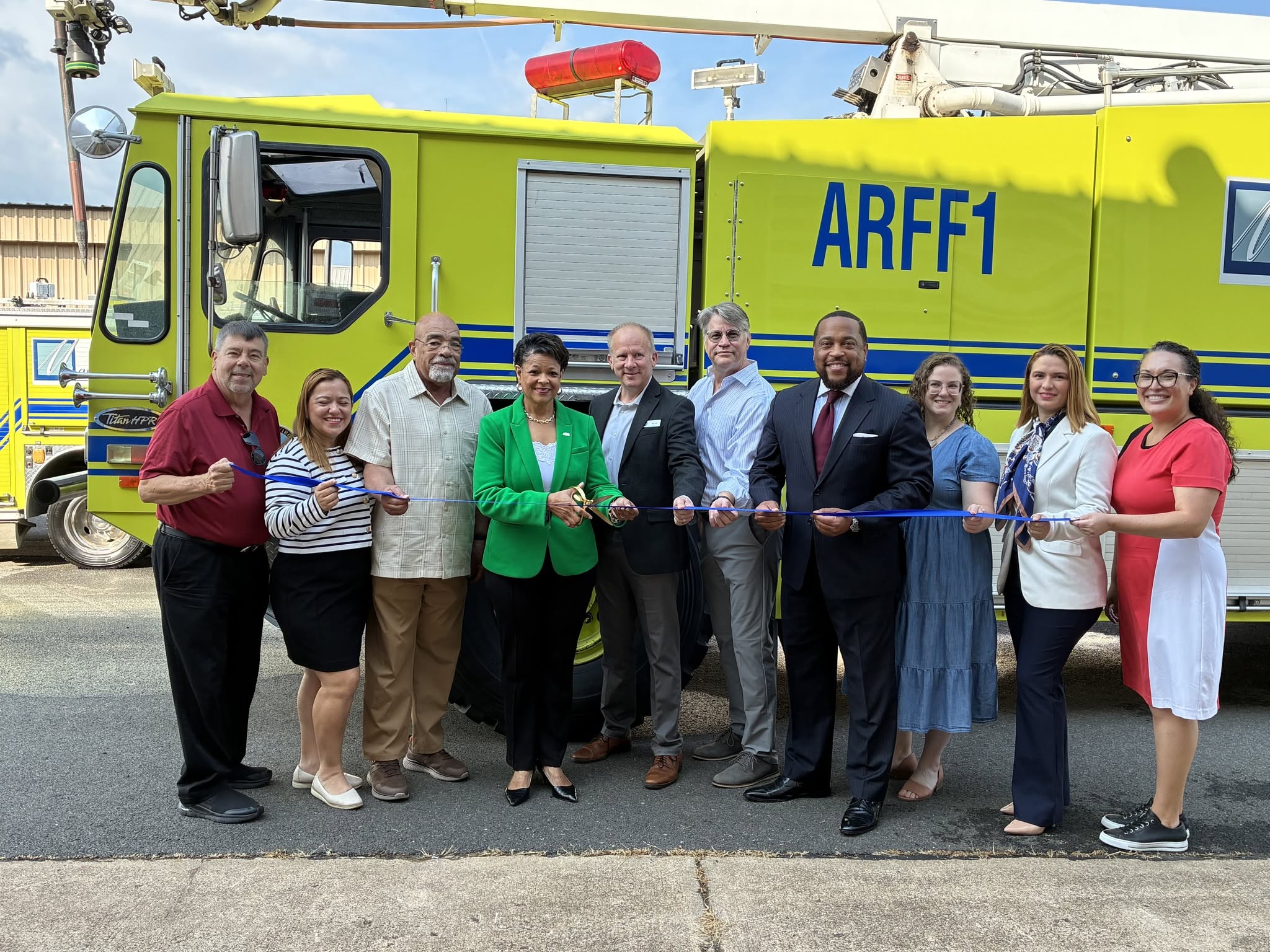 ARR Ribbon Cutting Mayor_Council_Commission.jpg